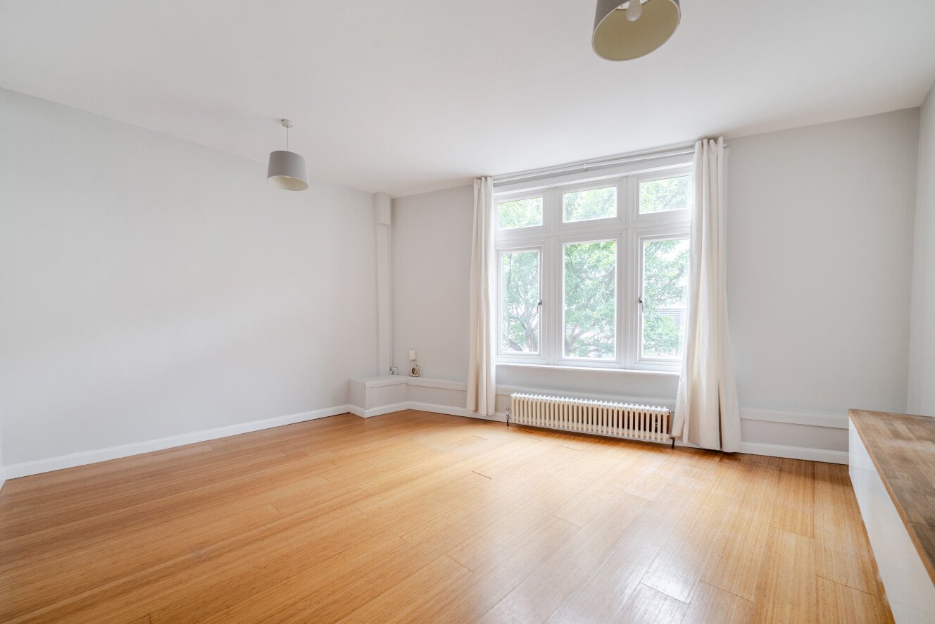 Balham Hill, Balham, London, SW12