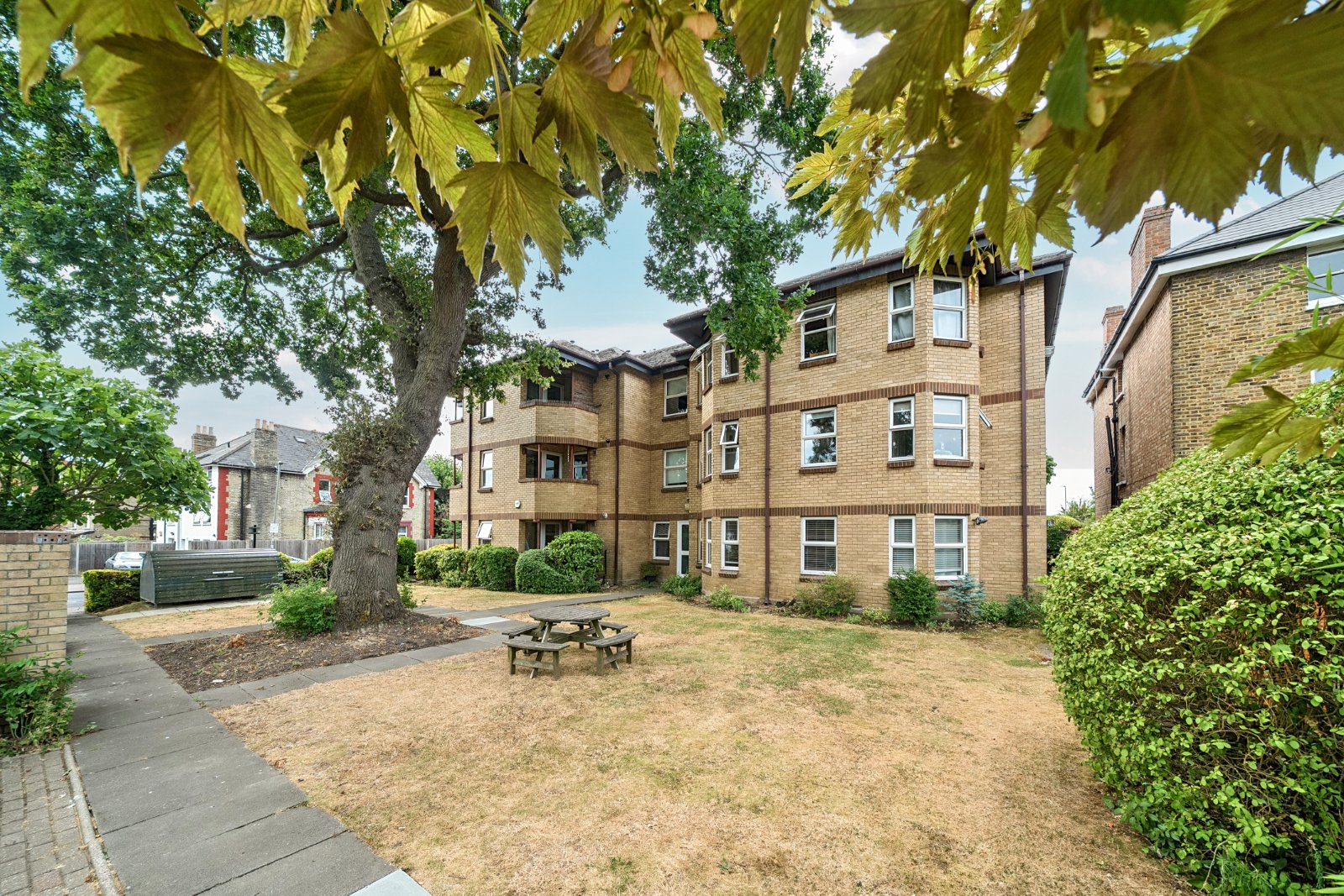 Bedford Hill, Balham, London, SW12 - Kinleigh Folkard & Hayward