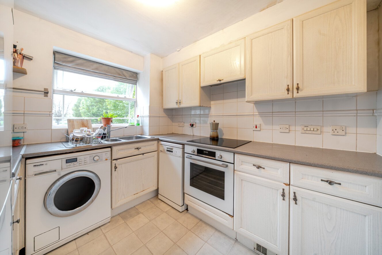 Stott Close, Wandsworth, London, SW18