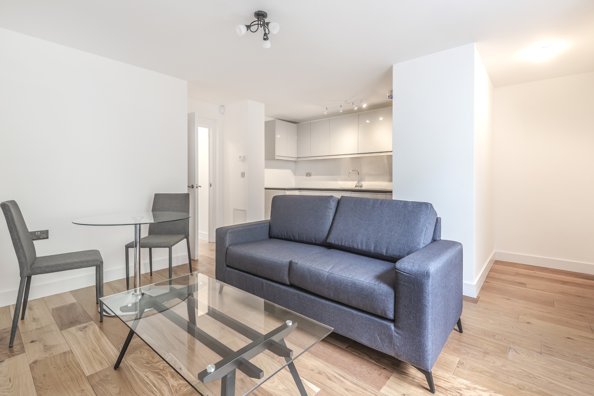 Battersea Bridge Road, Battersea, London, SW11