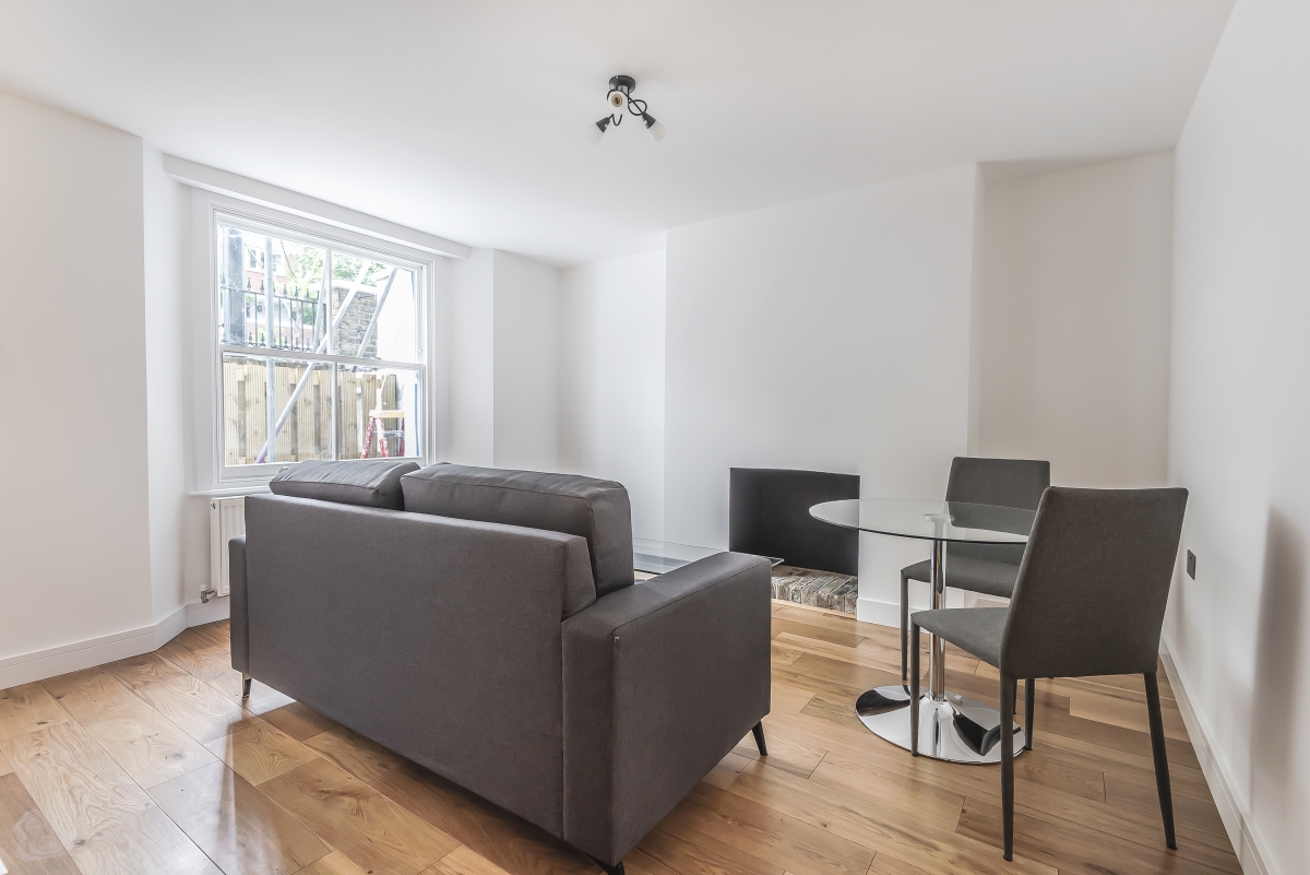 Battersea Bridge Road, Battersea, London, SW11