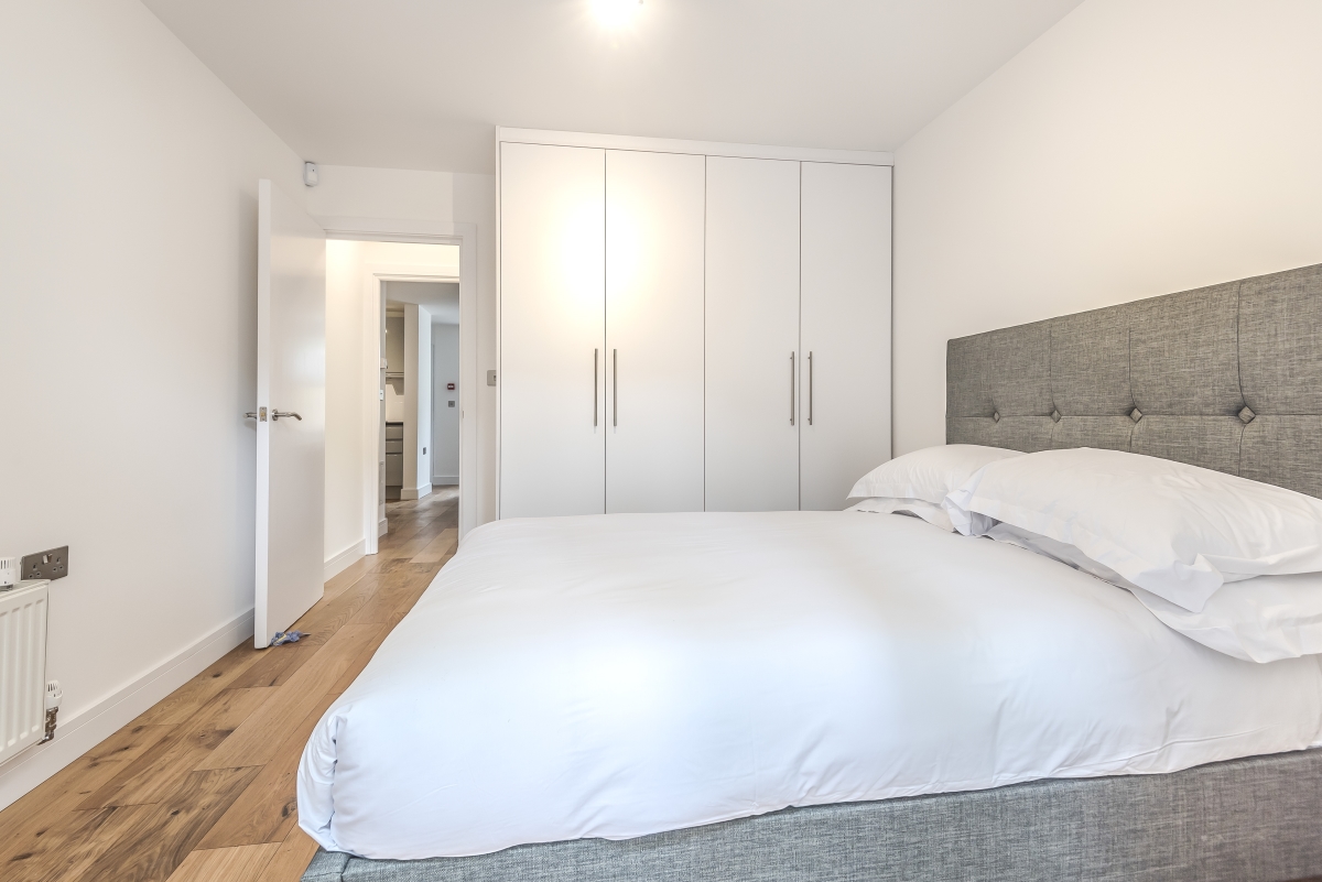 Battersea Bridge Road, Battersea, London, SW11