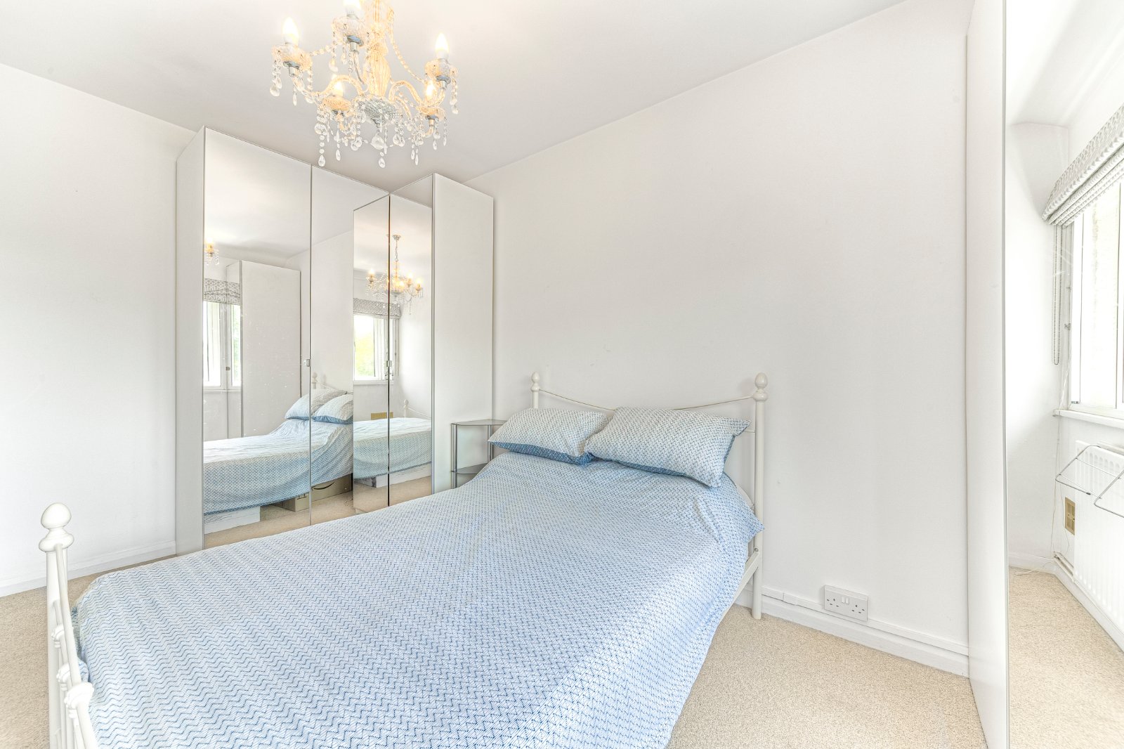 Latchmere Road, London, SW11