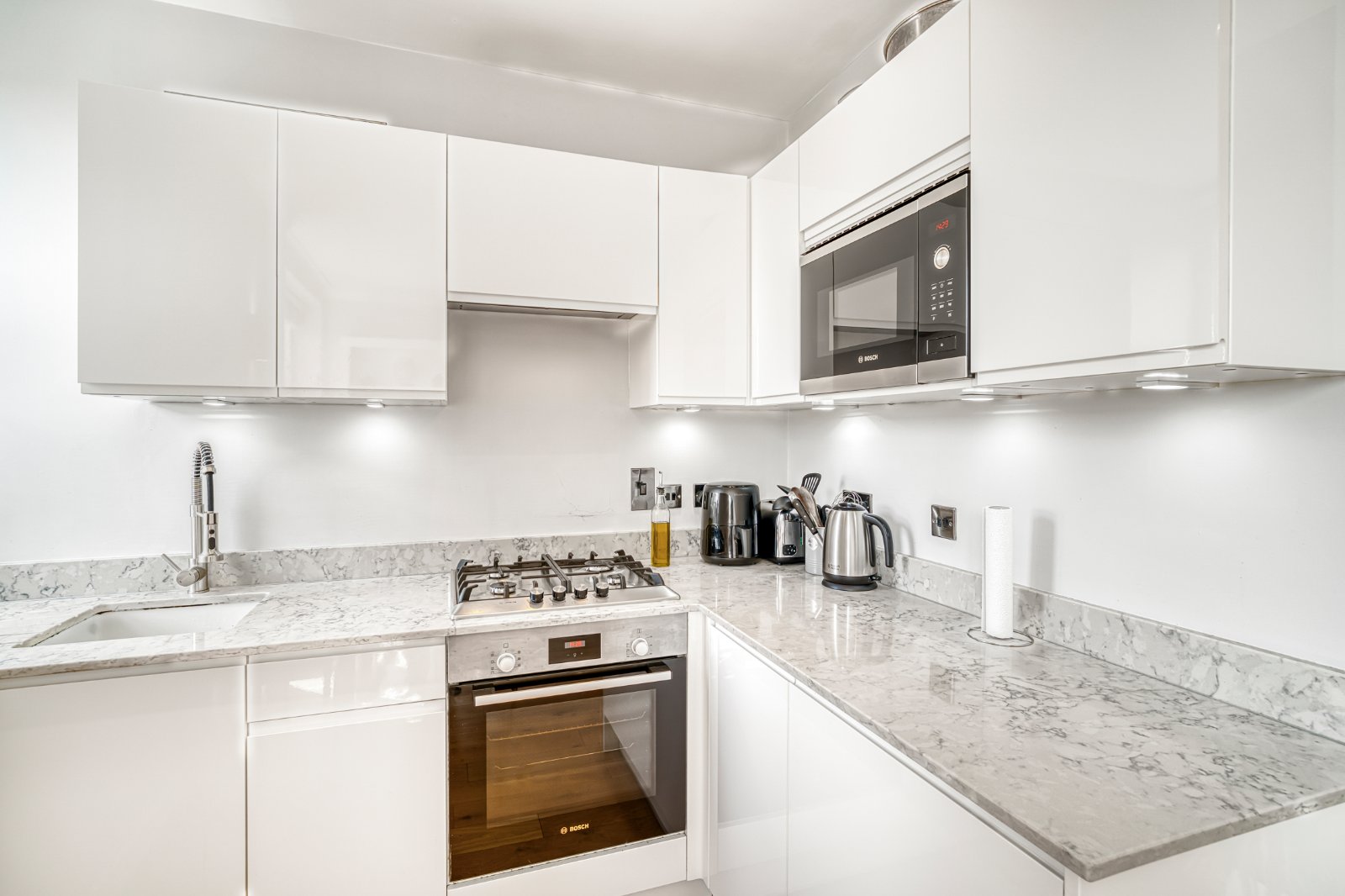 Ashbury Road, London, SW11