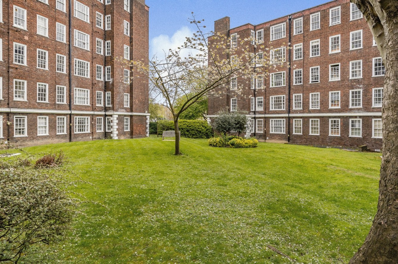 Eton College Road, Belsize Park, London, NW3