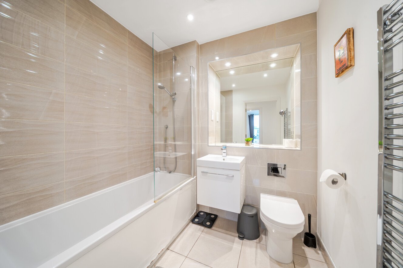 Scena Way, Camberwell, London, SE5