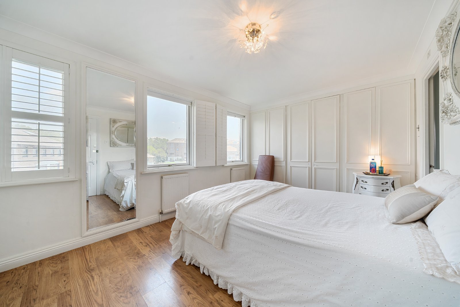 Plover Way, London, SE16