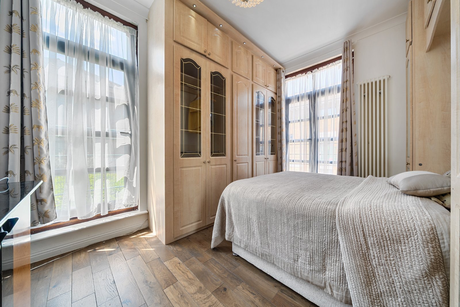 Plover Way, London, SE16