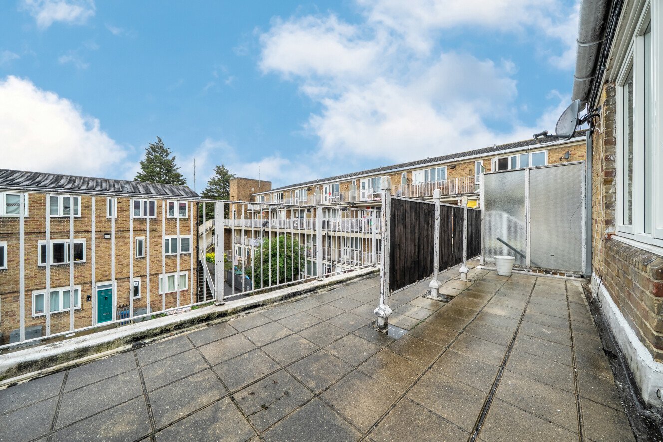 Woolstaplers Way, London, SE16