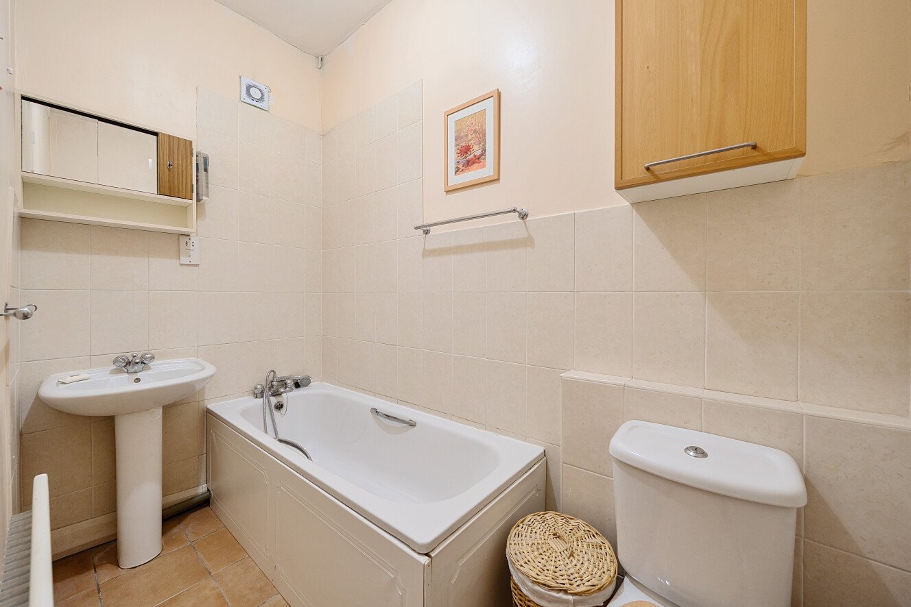 Arngask Road, Catford, London, SE6