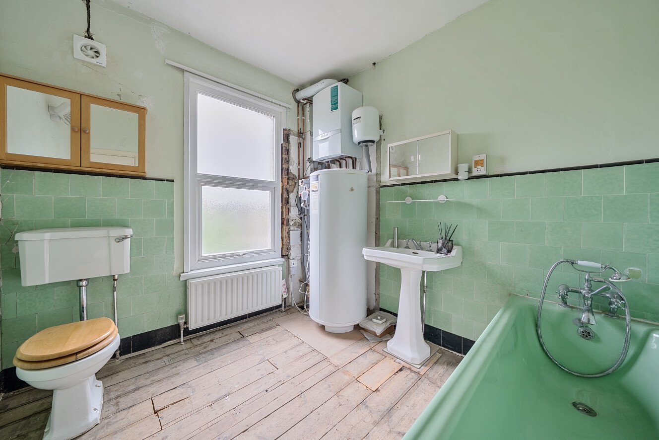 Arngask Road, Catford, London, SE6