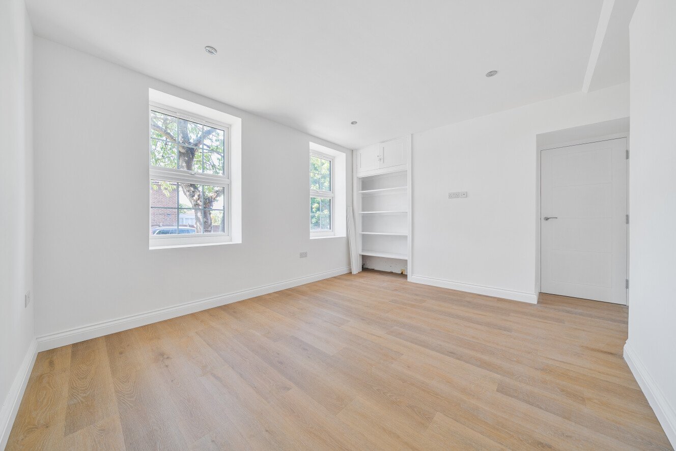 Boundfield Road, London, SE6