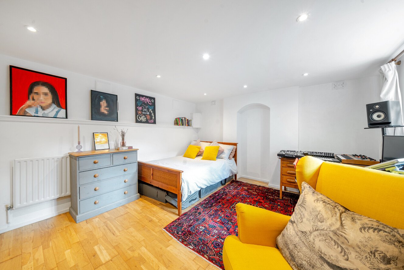 Catford Hill, London, SE6