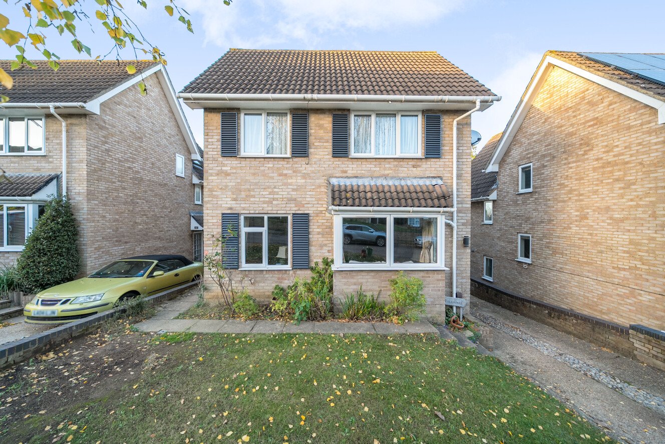 Rolvenden Gardens, Bromley, Kent, BR1 - Kinleigh Folkard & Hayward