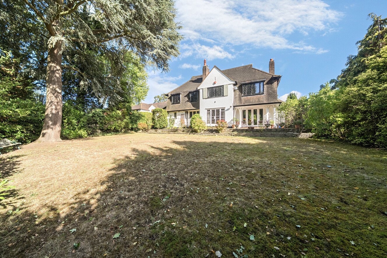 Oakwood Close, Chislehurst, BR7