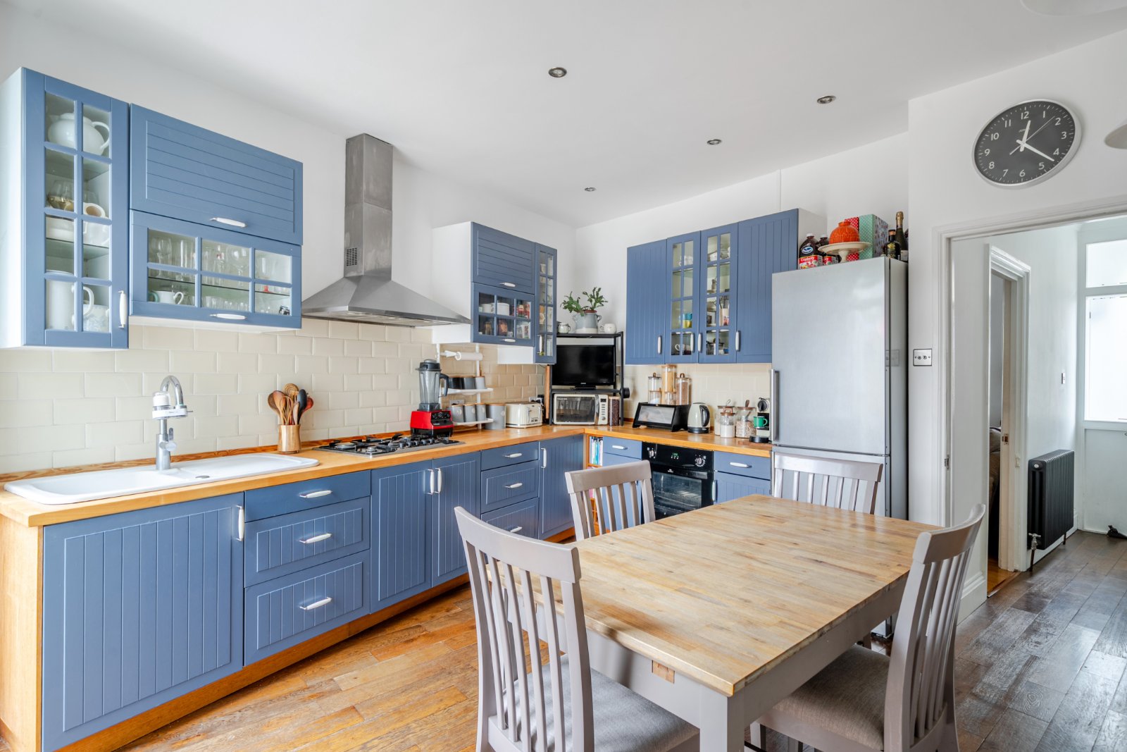 Bollo Lane, Chiswick, London, W4