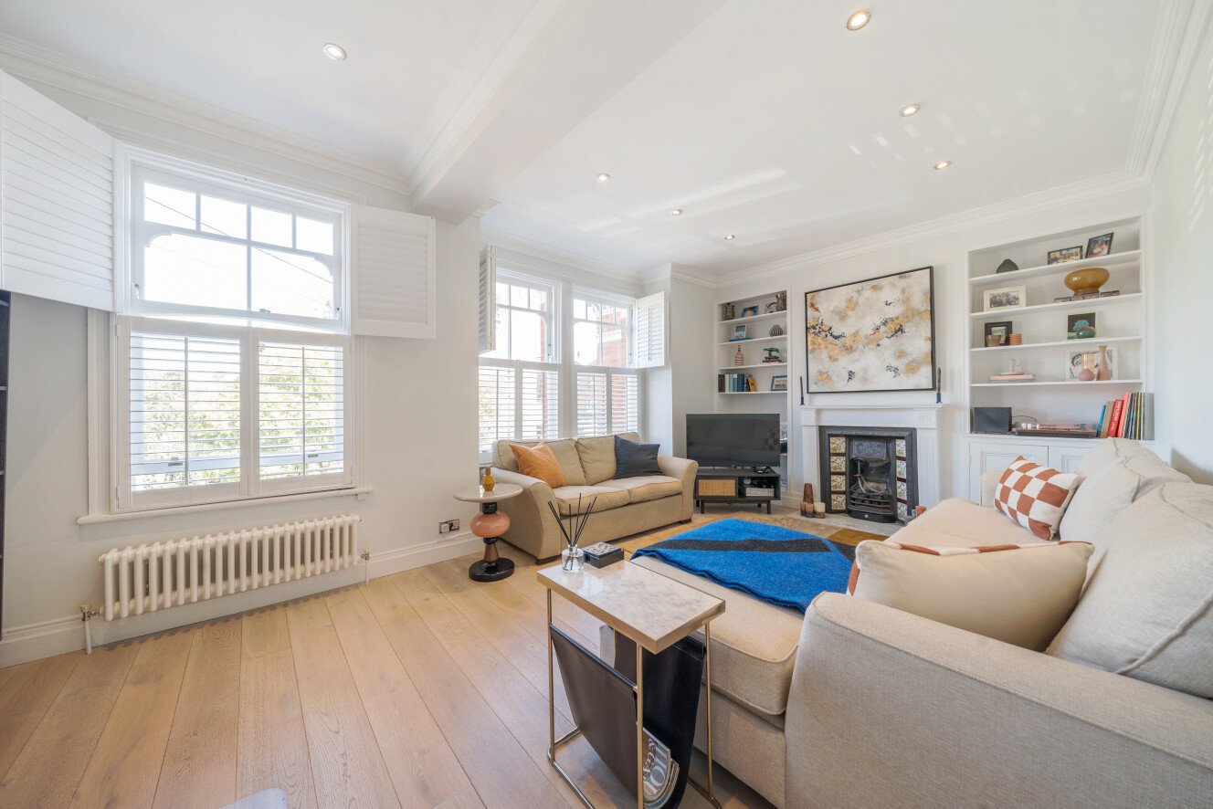 Narbonne Avenue, London, SW4 - Kinleigh Folkard & Hayward