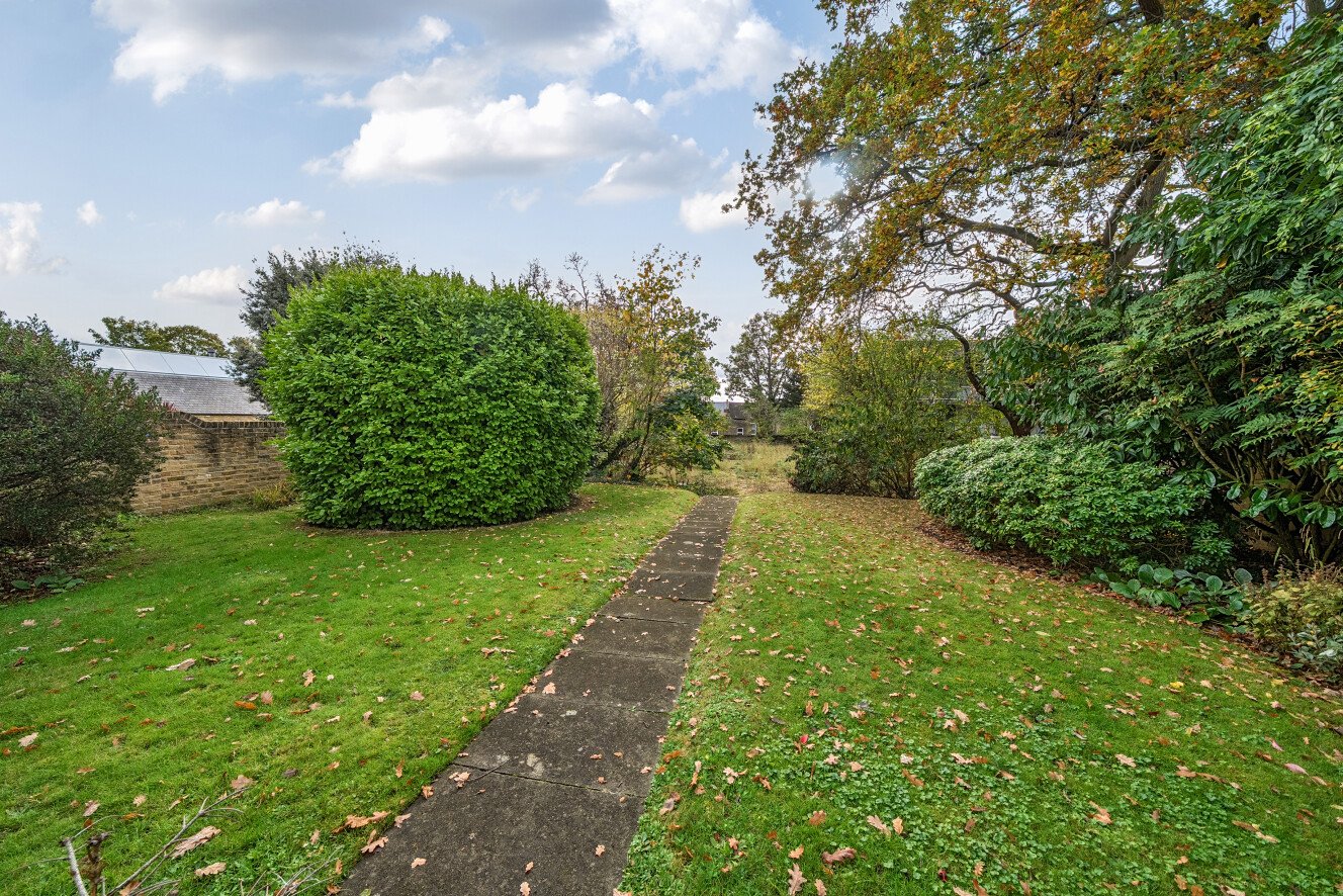 Grove Park, London, SE5