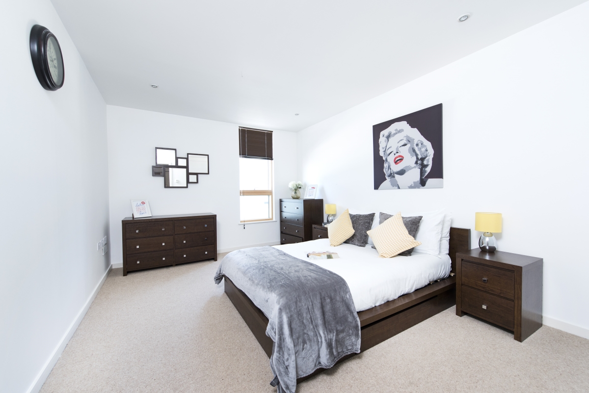 Hardwicks Square, London, SW18