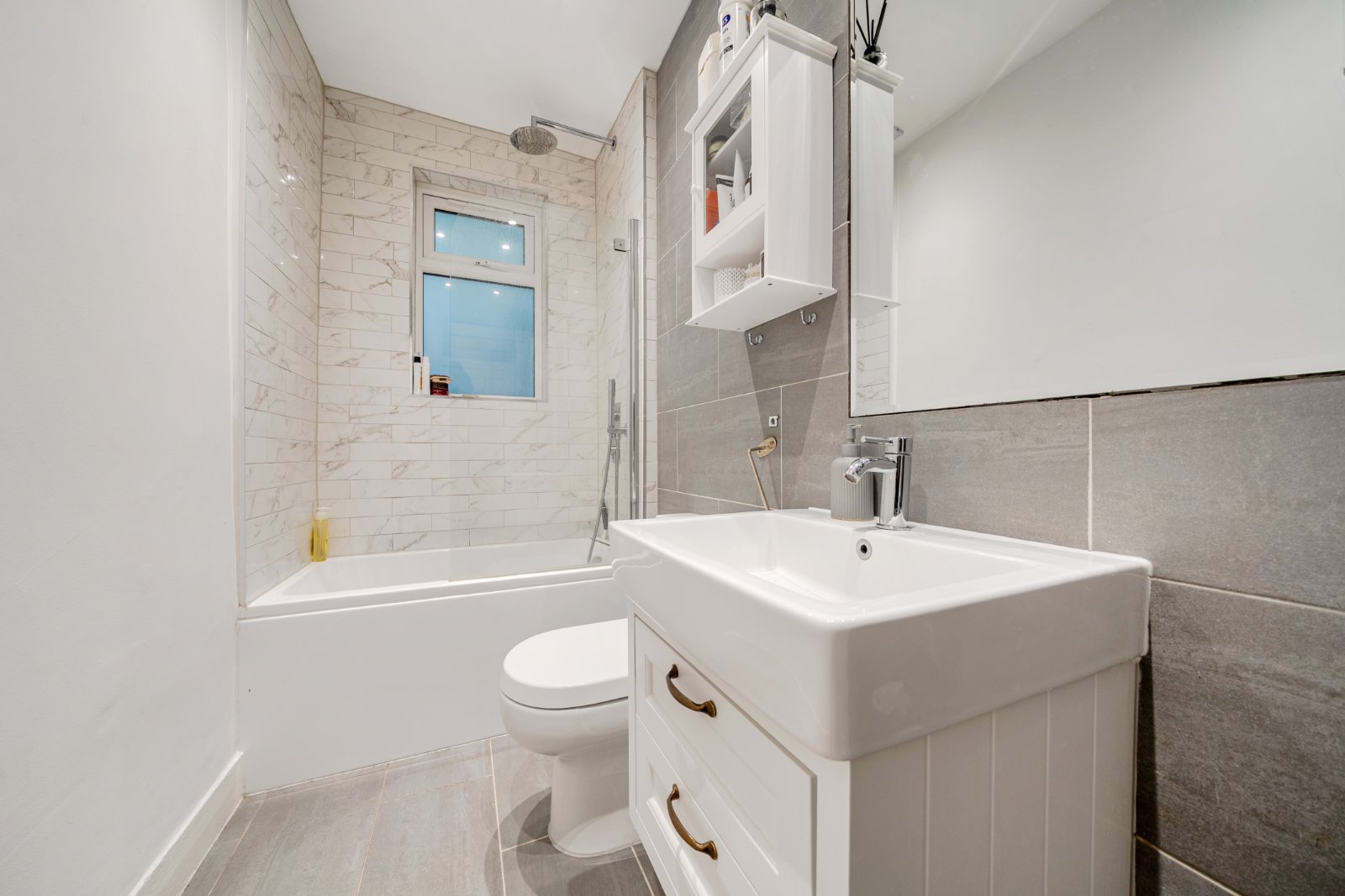 St Anns Hill, Wandsworth, London, SW18