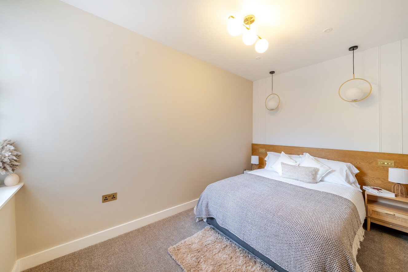 Ellingham Road, London, W12