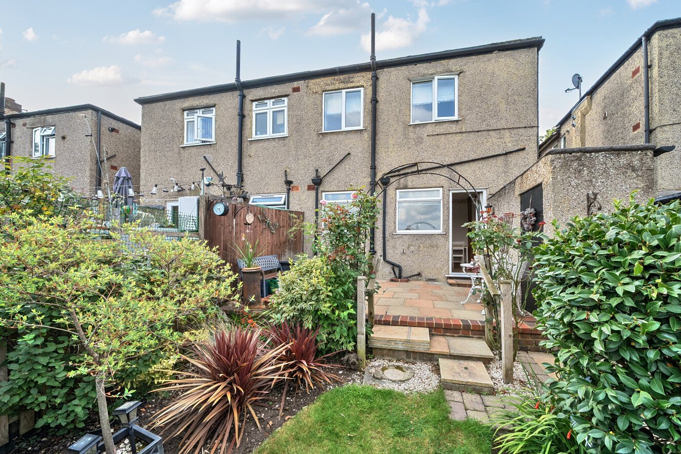 Burwood Avenue, Hayes, BR2