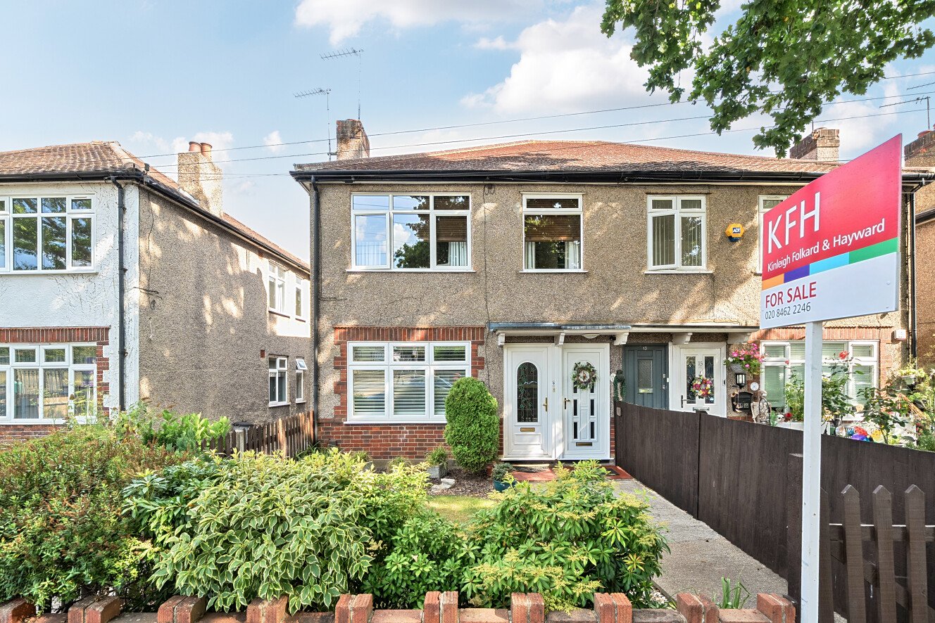 Burwood Avenue, Hayes, BR2