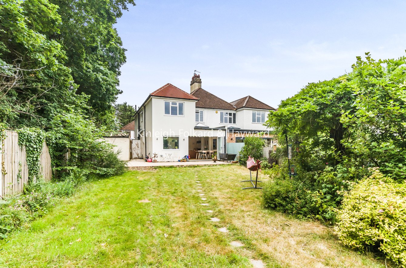 Dene Close, Hayes, Kent, BR2 - Kinleigh Folkard & Hayward