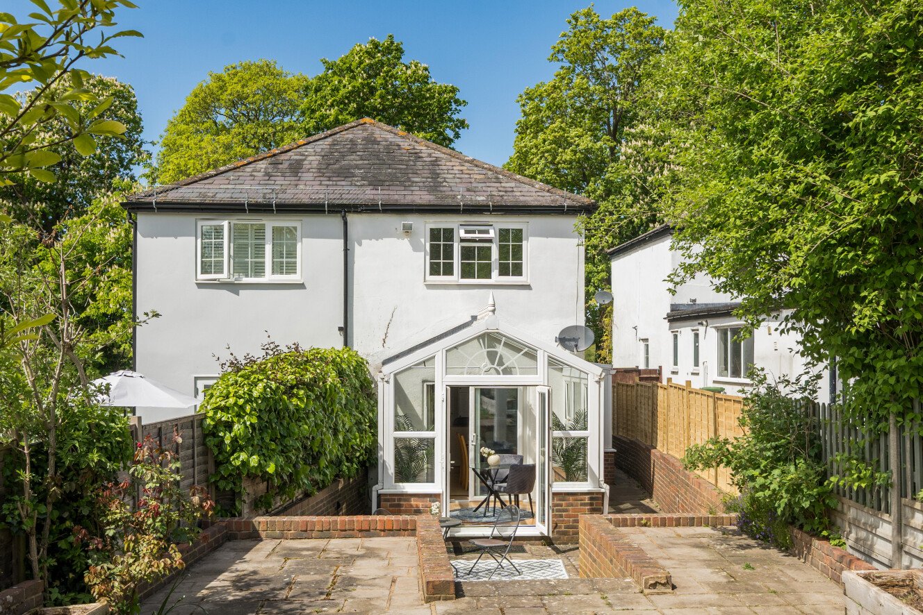 Fox Lane, Keston, Kent, BR2 - Kinleigh Folkard & Hayward