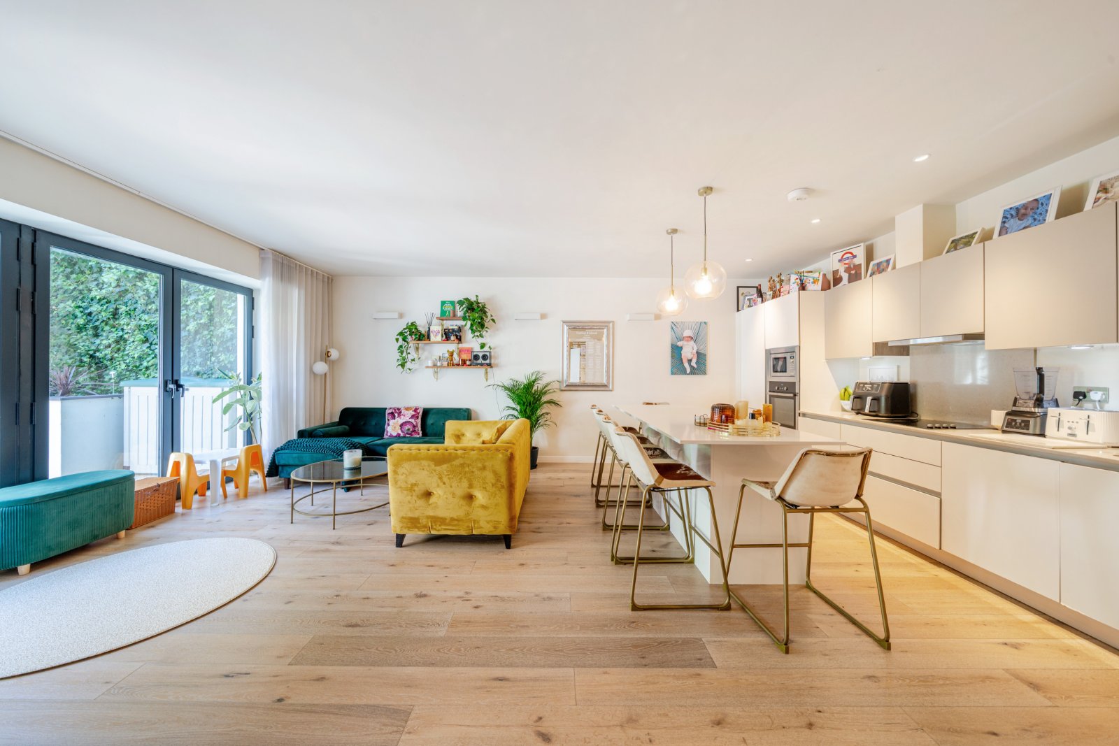 Archway Road, London, N6