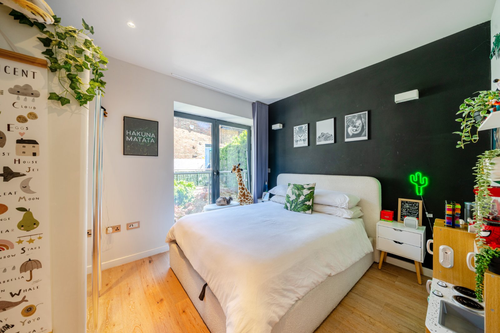 Archway Road, London, N6