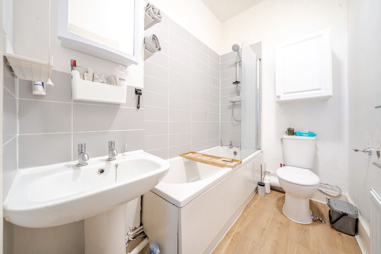 Crewdson Road, London, SW9