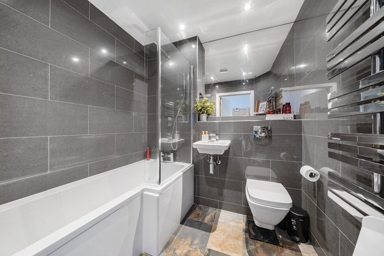 Desvignes Drive, London, SE13