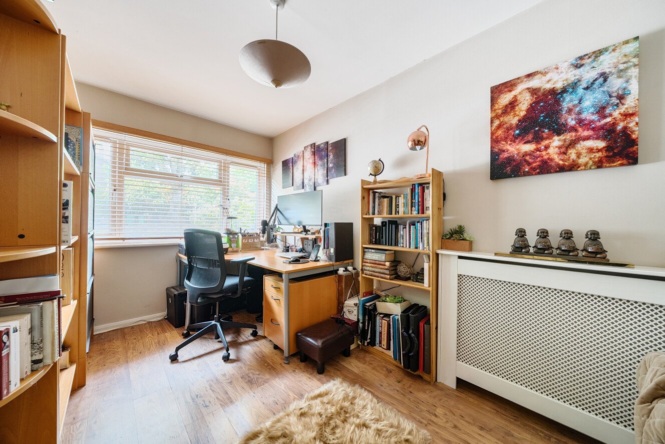 Burnt Ash Road, London, SE12