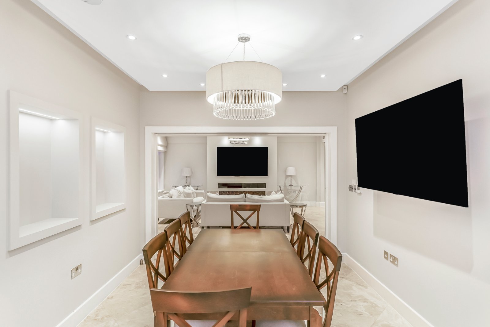 Marylebone Road, London, NW1