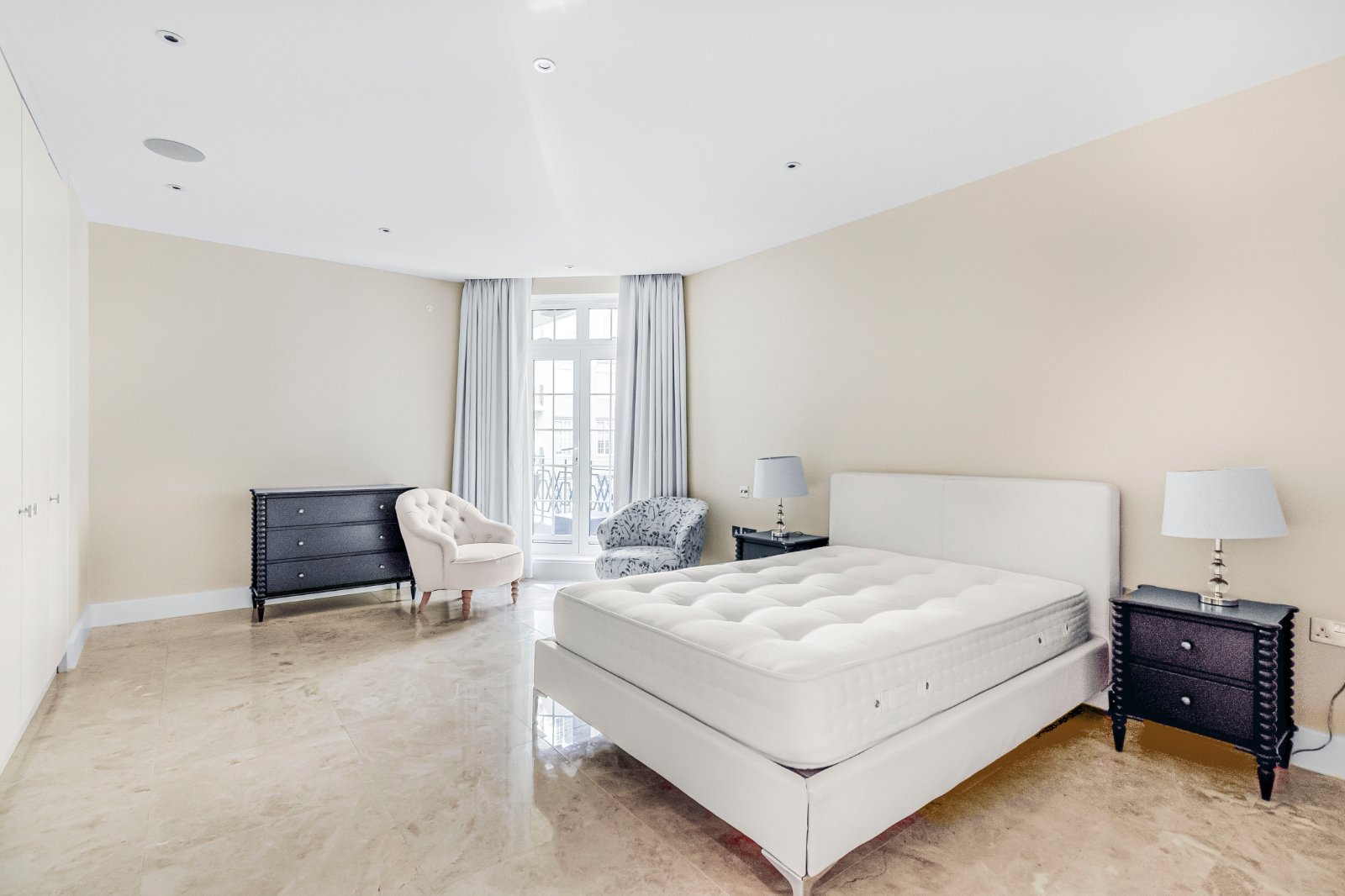 Marylebone Road, London, NW1