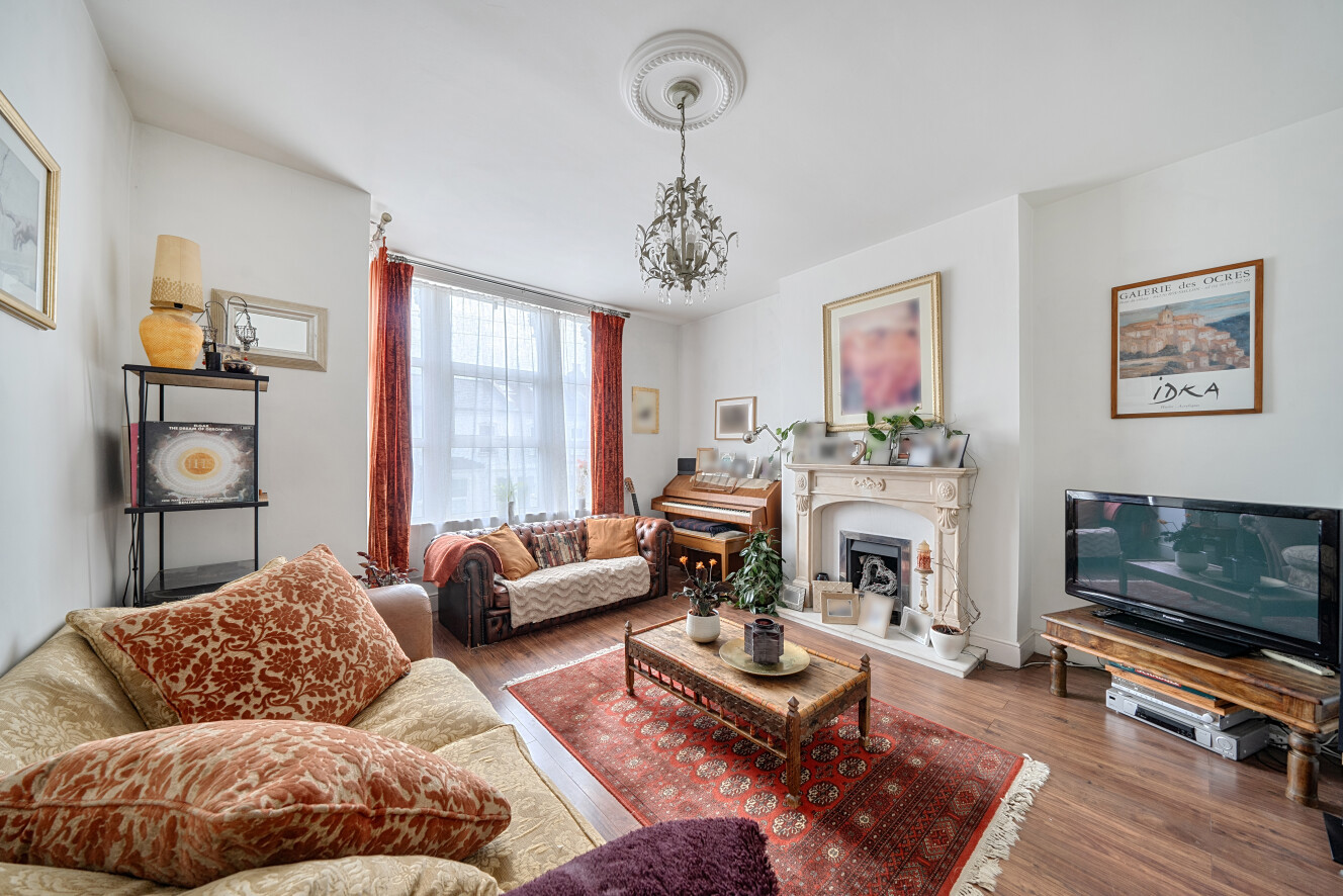 Whittington Road, Bowes Park, London, N22 - Kinleigh Folkard & Hayward