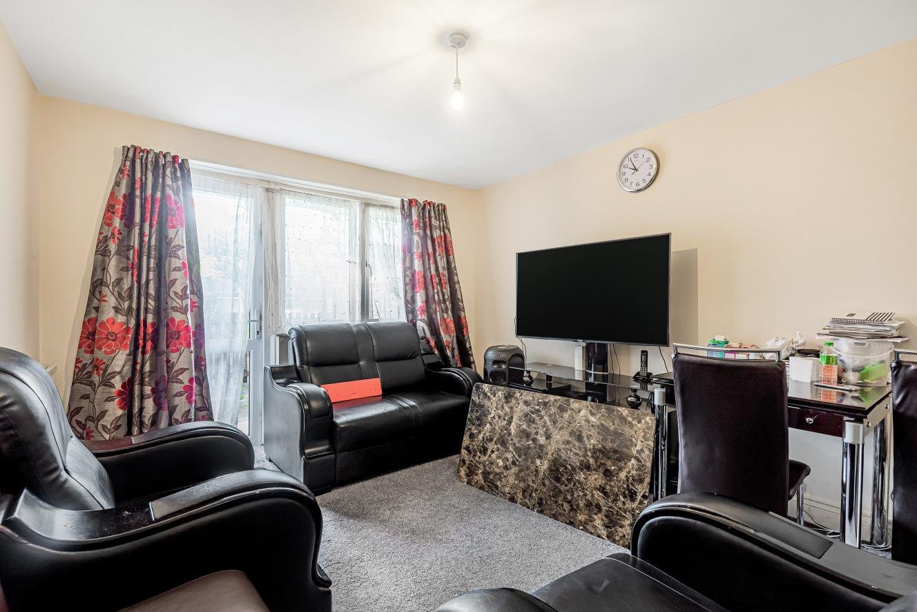 Clifton Way, London, SE15