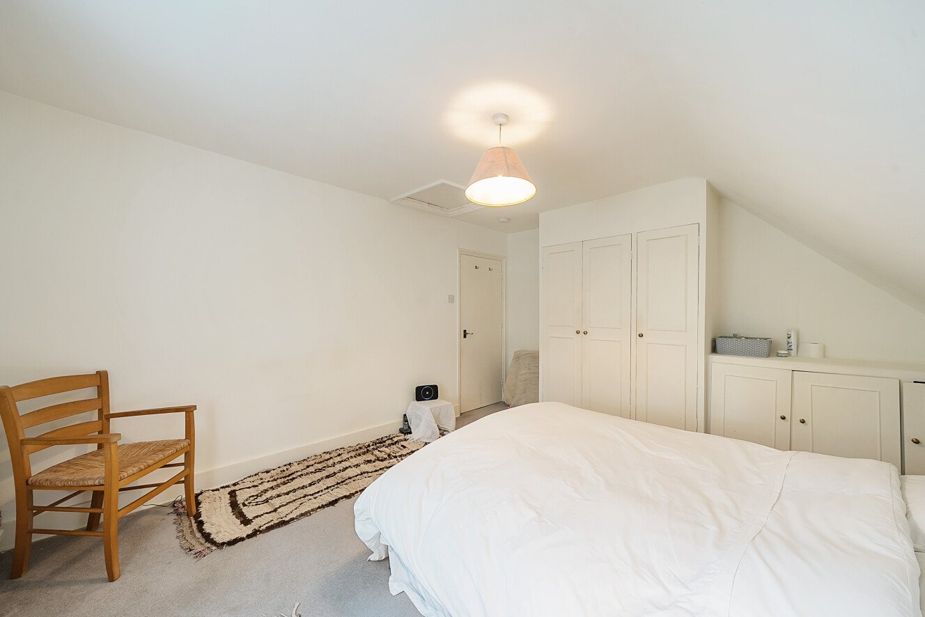 Werter Road, London, SW15