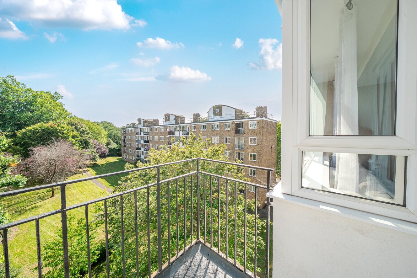 Innes Gardens, London, SW15