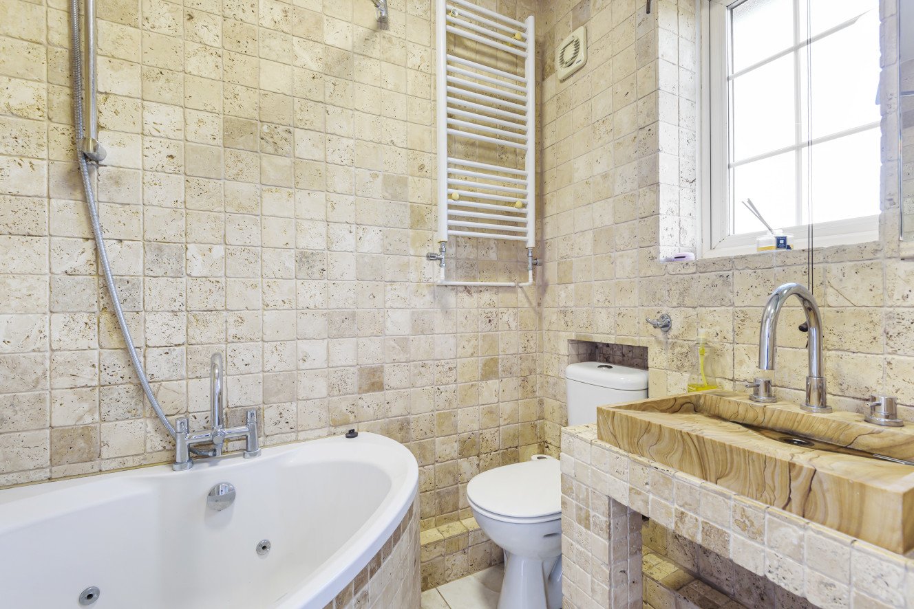 Linkway, London, SW20