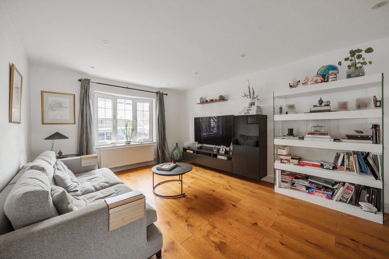 Claremont Avenue, Motspur Park, KT3 - Kinleigh Folkard & Hayward