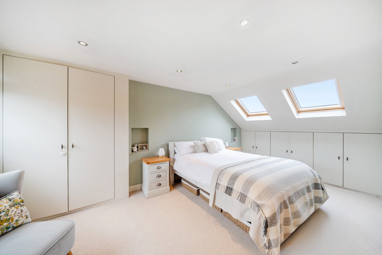 Kingston Road, London, SW20