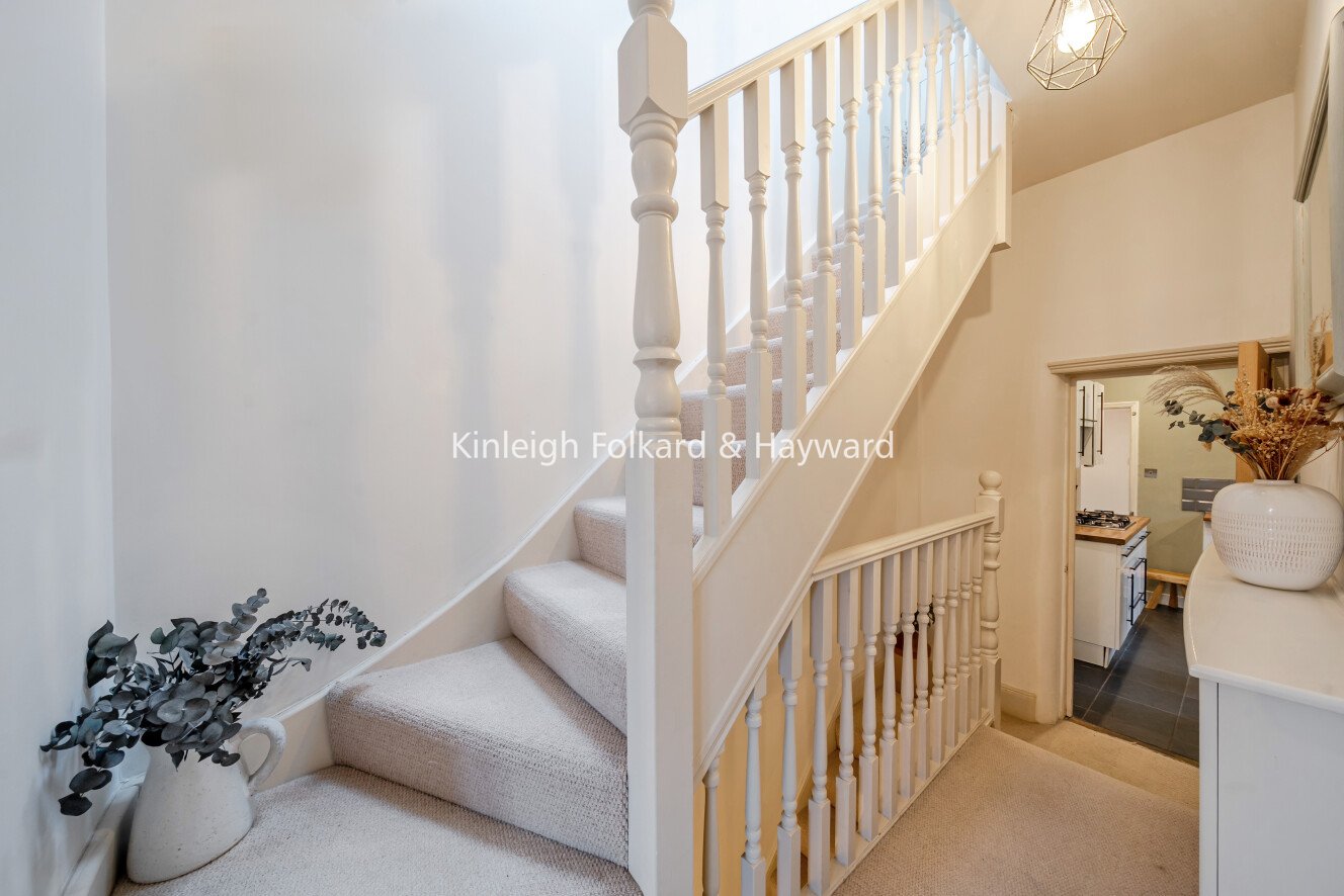 Kingston Road, London, SW20