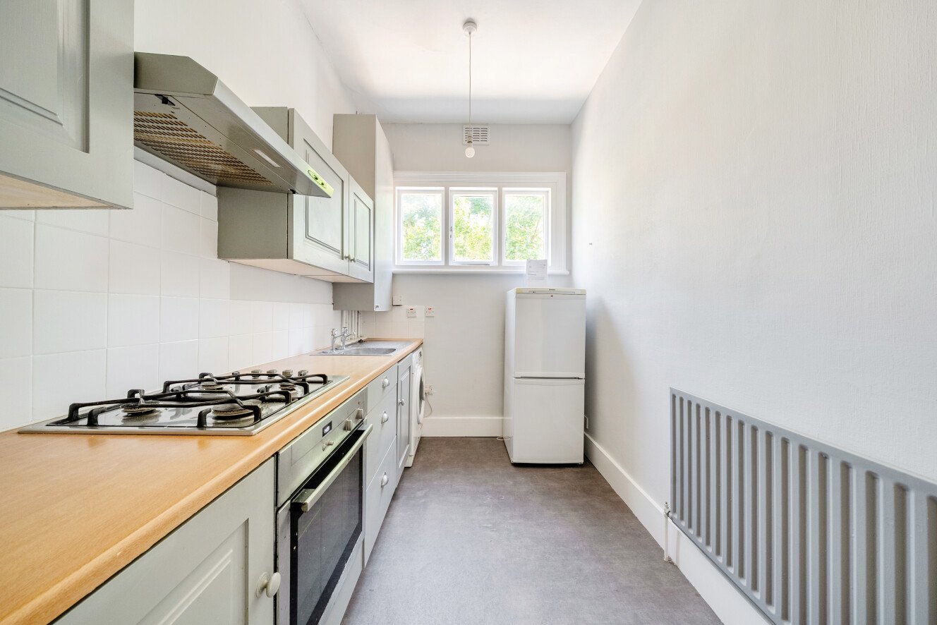 Riggindale Road, Furzedown, London, SW16 - Kinleigh Folkard & Hayward