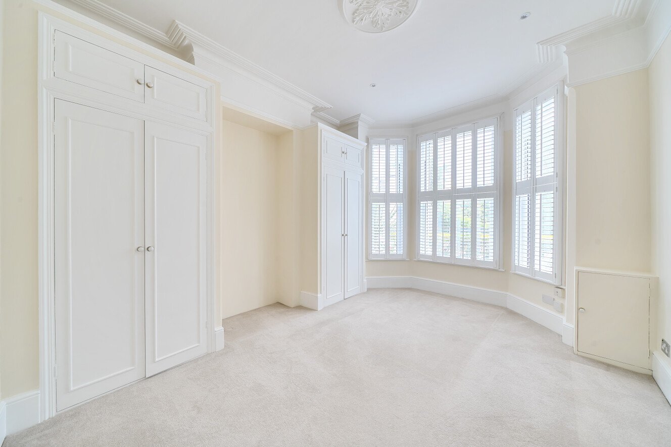 Merton Road, London, SW18