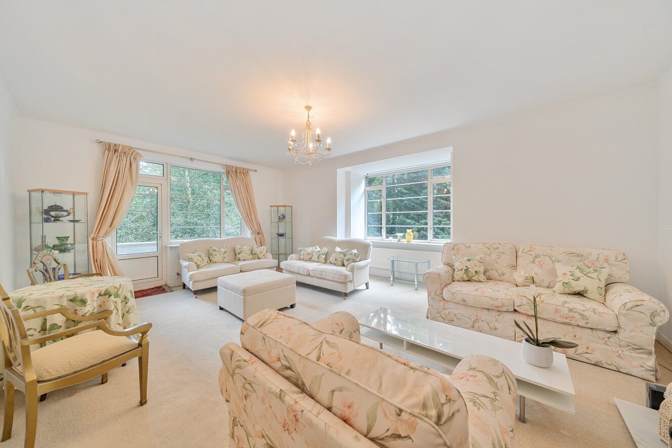 Wimbledon Park Side, London, SW19