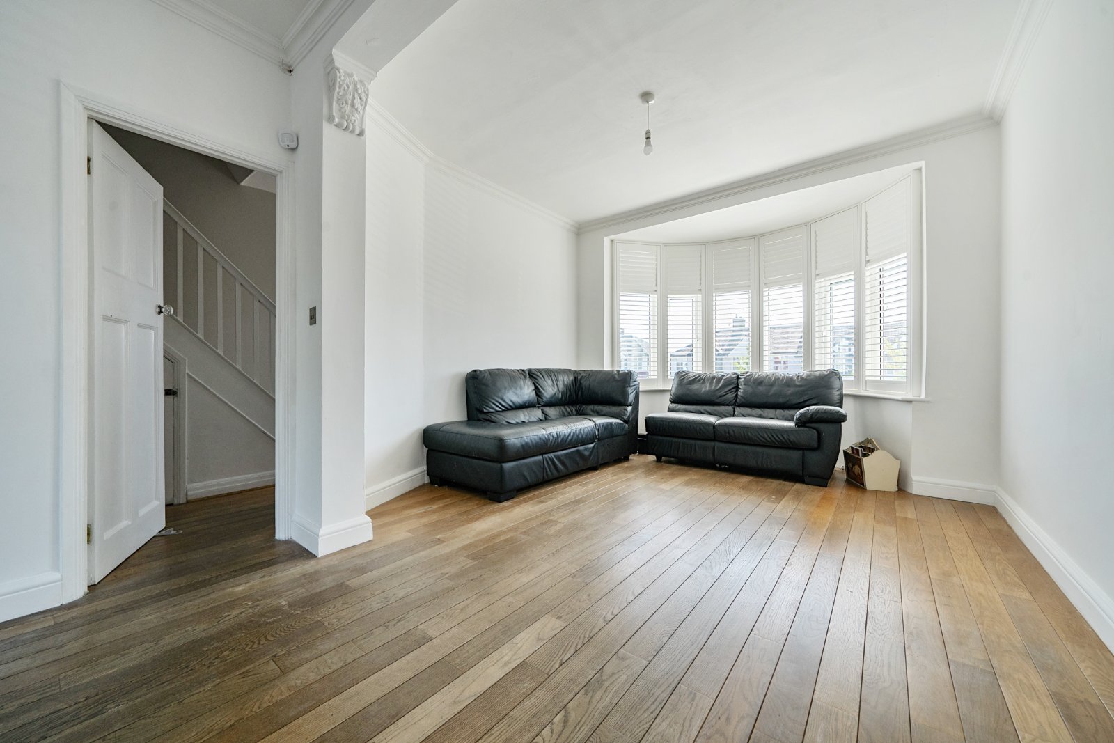 Hampden Way, Southgate, London, N14