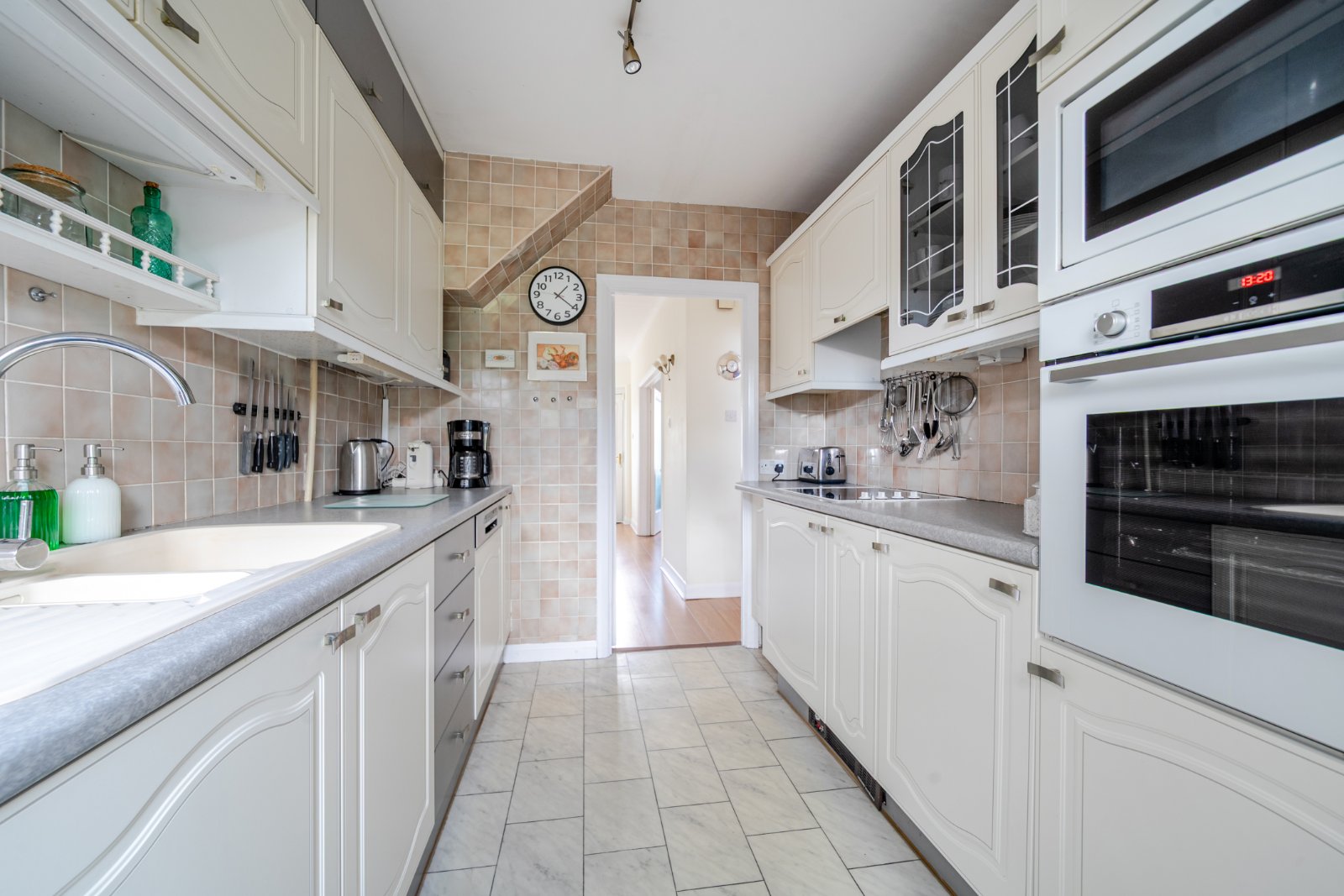 Arnos Grove, London, N14