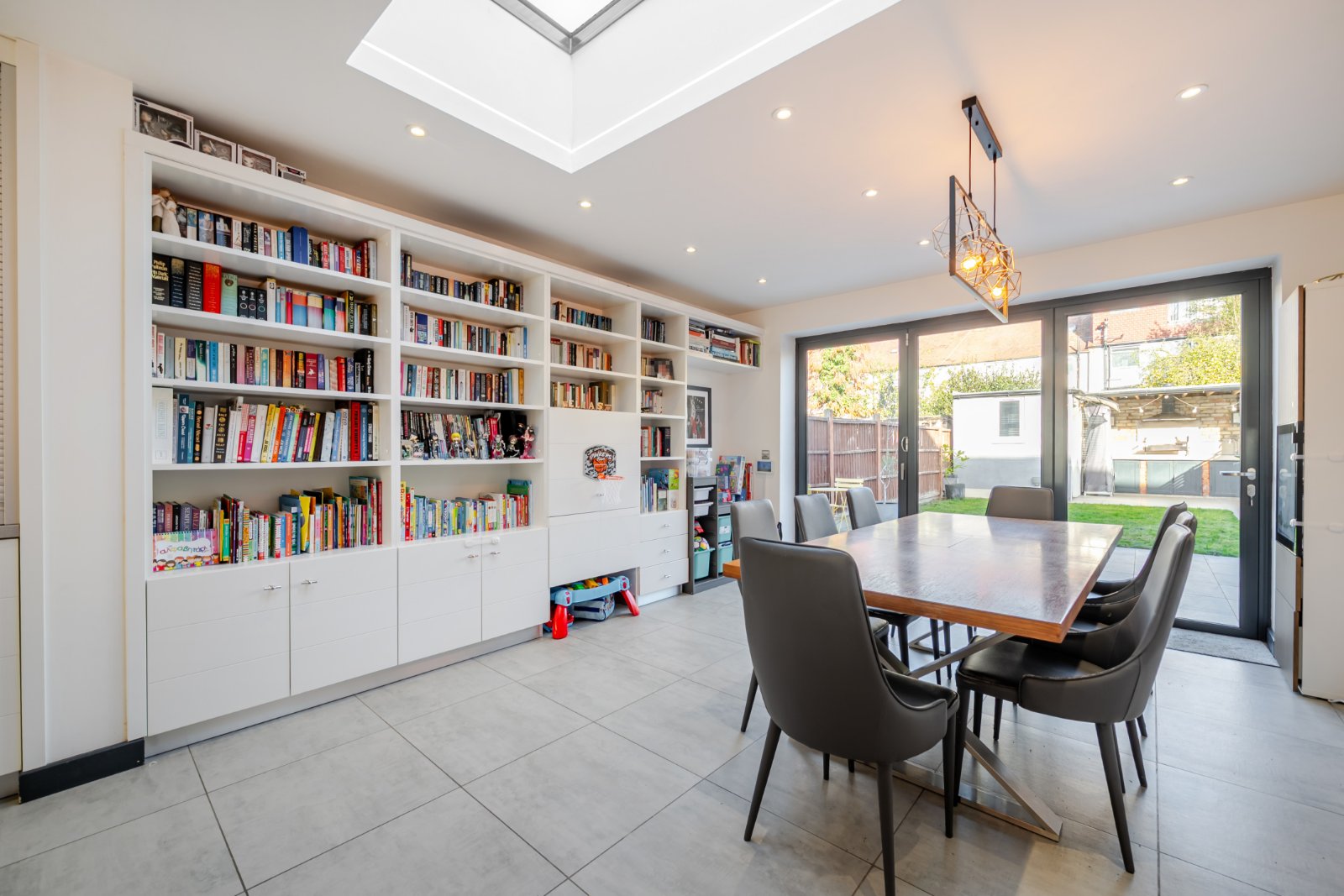 Gracefield Gardens, Streatham, London, SW16